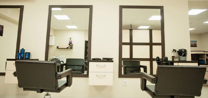 Hairdressing services at a discount in the beauty salon &quot;brooklyn&quot;