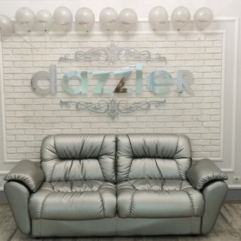 Догляд за шкірою в салоні краси Dazzler. Записуйтесь на акцію