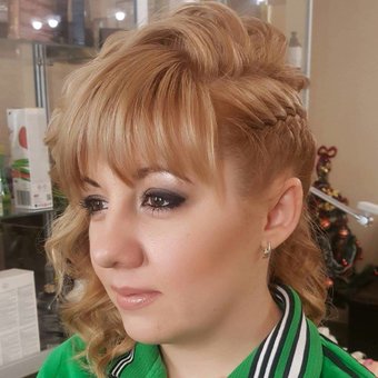 Вечірній макіяж у салоні краси «Леді Вікторія» у Дніпрі. Записуйтесь до візажиста за акцією.