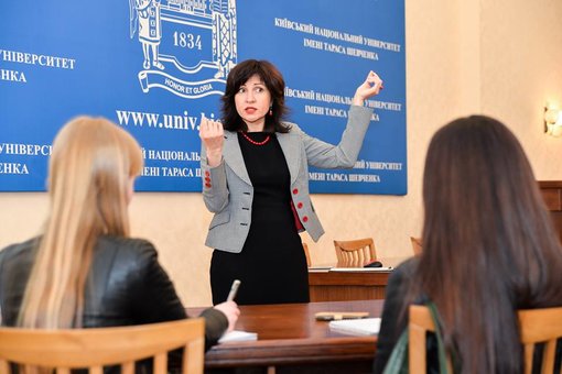 Тренінги з ораторського мистецтва від арт-бізнес-тренера Олена Жаворонкова по всій Україні. Замовляйте зі знижкою