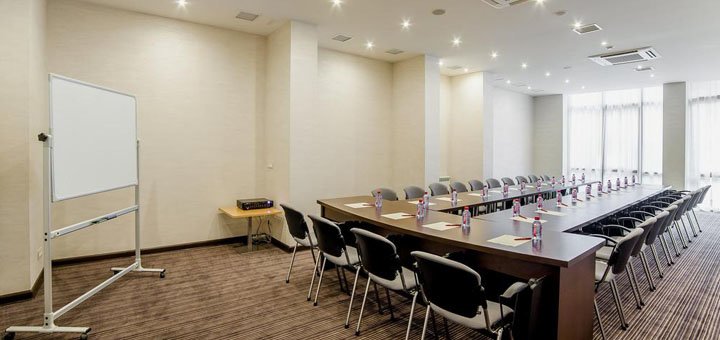 Discounts for holidays in the hotel "Alexandrovskiy" 12
