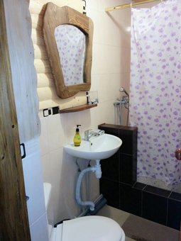Double rooms in cottages «Bagonchik Tract» in Vorokhta. Book for the promotion.