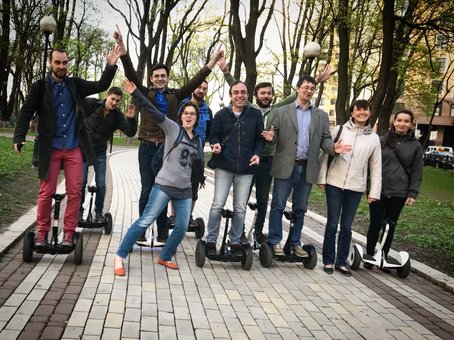 Rent of gyro scooters Kiev Motion in Kiev. Order at a discount.